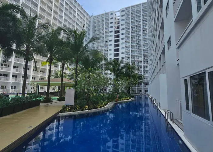 Sm Mall Of Shore Residences Vianny *